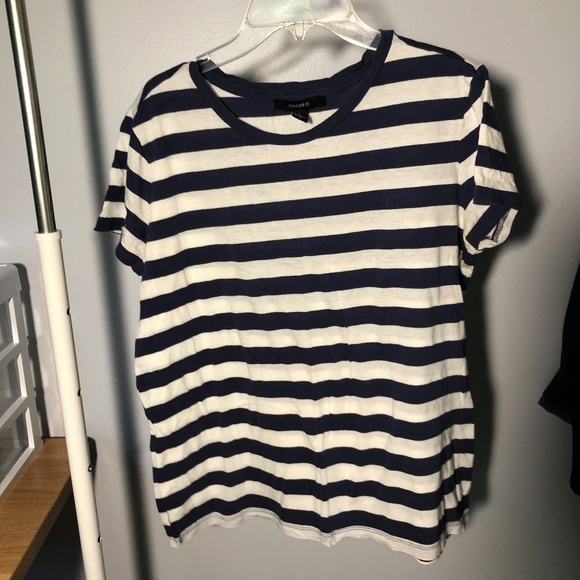 2/$20!! F21 Striped Tee - Picture 3 of 4
